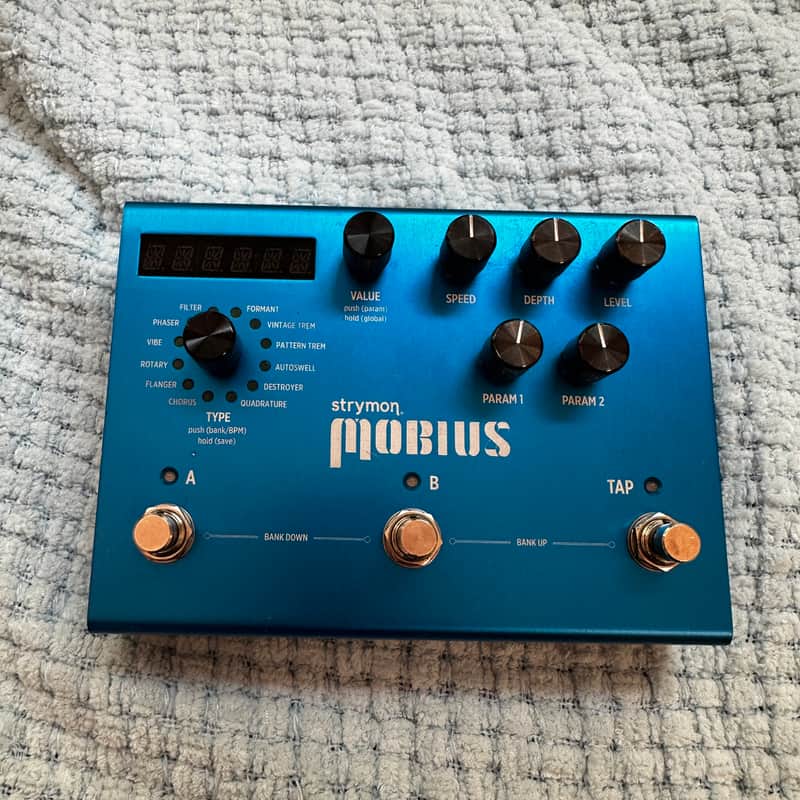 Strymon Mobius