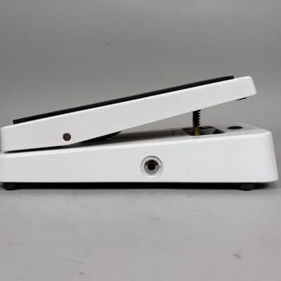 Cry Baby 105Q Bass Wah Wah Pedal image 5