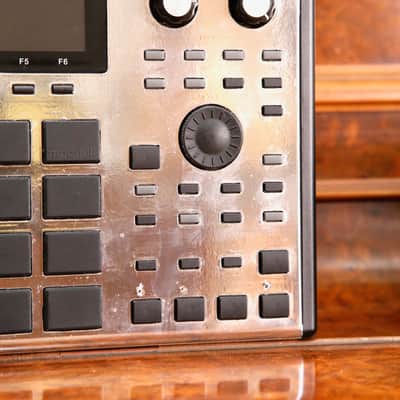Akai MPC1000 V2 JJOS Music Production Center Pre-Owned image 4
