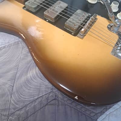 VINTAGE Hofner 173 - Antigua Burst w/OHSC image 8