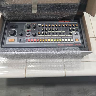 Roland Boutique Series TR-08 Analog Modeling Drum Machine 2017 - Present - Black