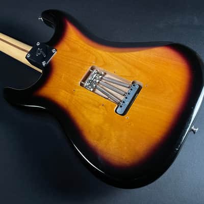 Fender Player Stratocaster - Anniversary 2-Color Sunburst (2024) image 4