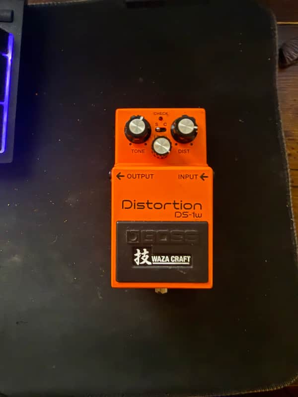 Boss DS-1W Distortion Waza Craft 2022 - Present - Orange