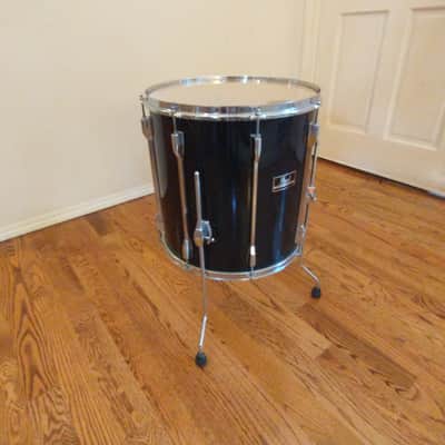 Pearl Export 16 X 16 Floor Tom On Legs, Gloss Black Mint Condition! image 2