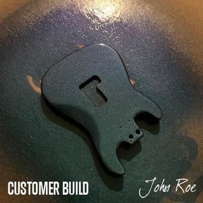 Fender Stratocaster Model Kit - Build Your Own Mini Strat! Kit by Axe Heaven Bild 4