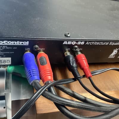 Audio Control AEQ-26 1996 - Black image 2