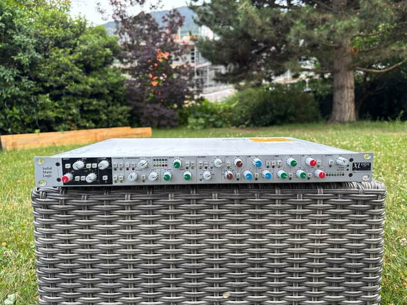 Solid State Logic XLogic E Series Signature Channel Strip 2006 - 2012 - Silver image 1