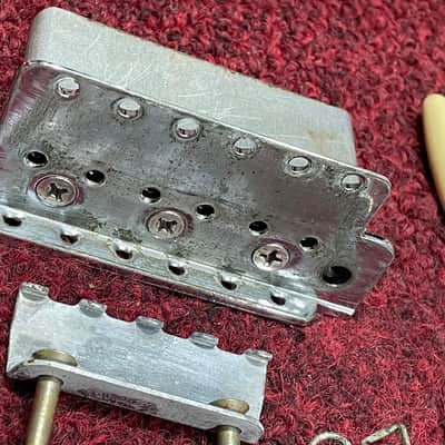 Fender Stratocaster Tremolo assembly Made In USA Pat Pend Saddles 009-4247-049 Relic image 10