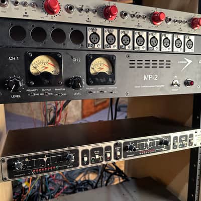 skのアンプ　真空管マイクプリアンプ Gates SA-70 塗装あり Gates SA-70 1948 Tube Microphone Preamp Fully Restored and Racked