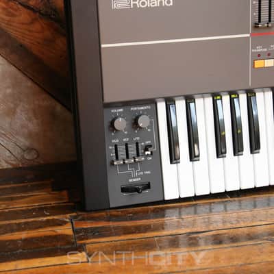 (Serviced) Roland Juno-106 61-Key Programmable Polyphonic Synthesizer image 3