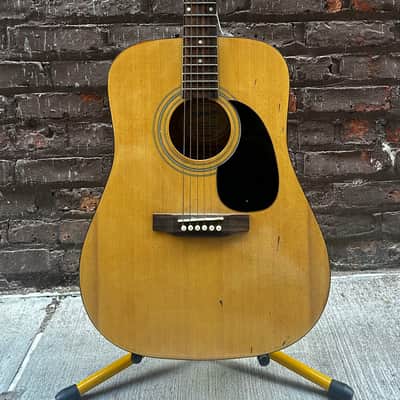 Fender Starcaster - natural image 1