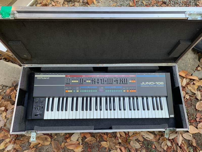 Roland Juno-106 61-Key Programmable Polyphonic Synthesizer
