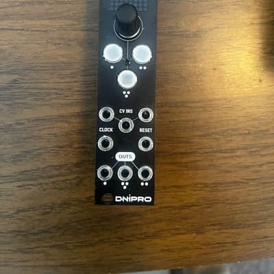 DNIPRO Modular Dot image 1