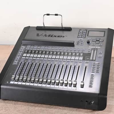 Roland M-200i 32-Channel Live Digital V-Mixer Console (NO POWER SUPPLY) CG01B7Q image 1