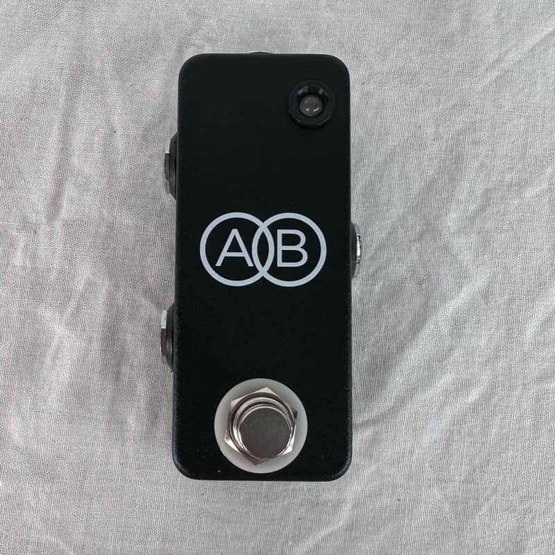 Used JHS Mini A/B Switch image 1