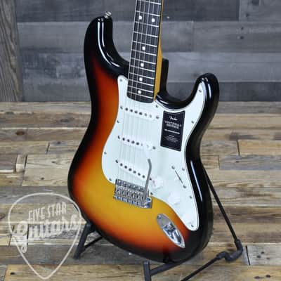 Fender Dealer Exclusive Vintera  Road Worn  '60s Stratocaster  3-Color Sunburst with Hardshell Case image 11