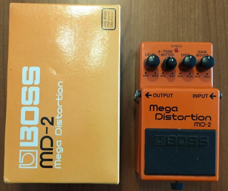Boss MD-2 Mega Distortion (Silver Label) 2001 - Present - Red image 1