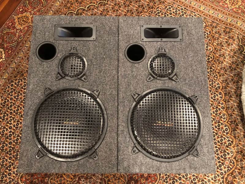 Acoustic NWX-1244 8 Ohm 300 Watt Speakers Floor Standing Speaker Pair image 1