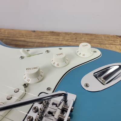 2017 Fender Standard Stratocaster - Ocean Turquoise image 17