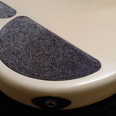 Peavey Bass G-Bass Holoflake White image 14