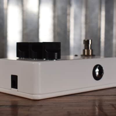 JHS Pedals 3 Series Compressor Guitar Effect Pedal image 4