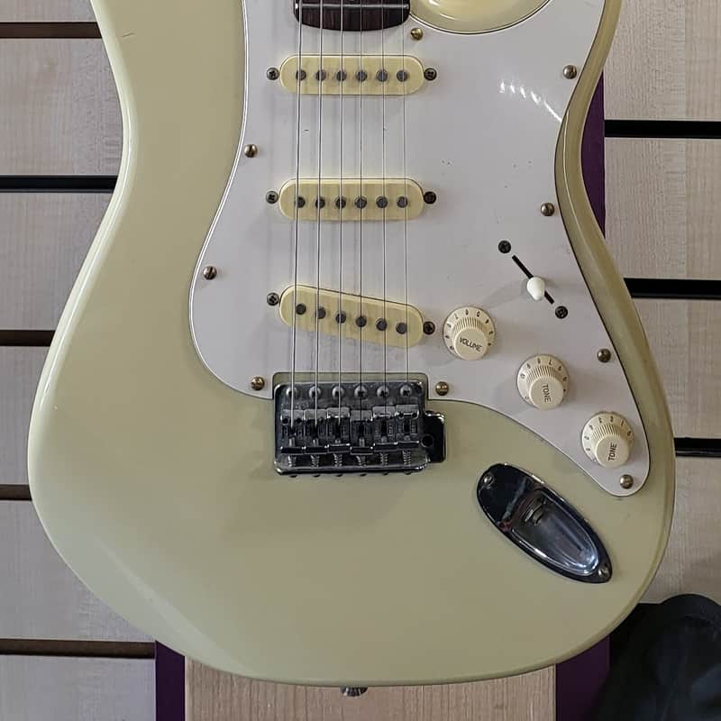 1989 Squier Stratocaster Off Vintage White?