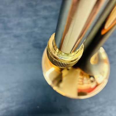 C-STOCK Bach Stradivarius 42BOG Professional Trombone Gold Bell image 10