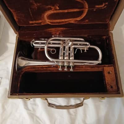 Beautiful Olds Super Star Cornet with Olds Case image 1