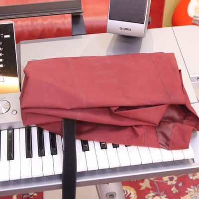 Yamaha Tyros 5 - Speakers & Stand & Cover **COLLECTION ONLY** - 2nd Hand image 12