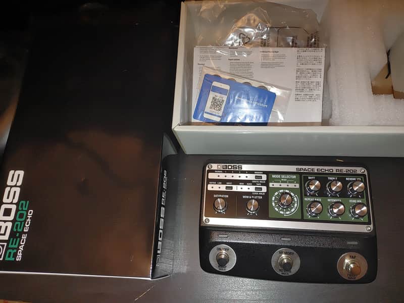 Boss RE-202 Space Echo