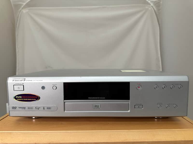 Philips DVDR985/172 CD / DVD Player Recorder Transport