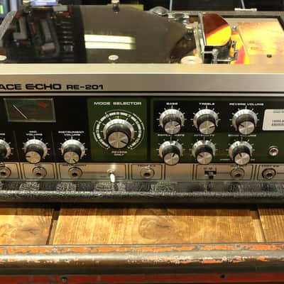 Roland RE-201 Space Echo Tape Delay / Reverb 1974 - 1988 - Black image 2