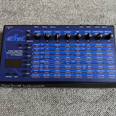 Dave Smith Instruments Evolver Desktop Monophonic Synthesizer 2002 - 2016 - Blue