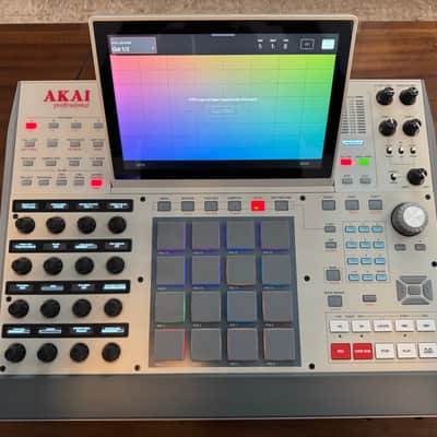 Akai MPC X Special Edition Standalone Sampler / Sequencer 2023 - Present - Grey image 11