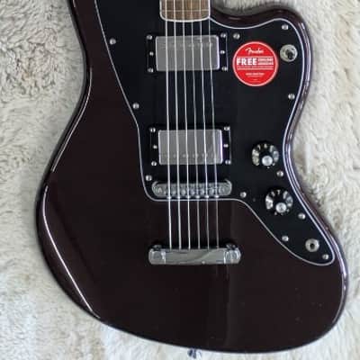 Squier Paranormal Baritone Jazzmaster HH, Laurel board, Black Pickguard, Oxblood