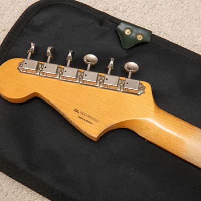 Fender Road Worn '60s Jazzmaster with Pau Ferro Fretboard 2018 - 2019 - 3-Color Sunburst image 7