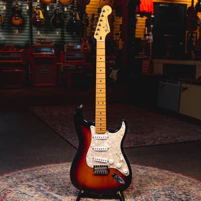 2015 Fender Standard Stratocaster Electric Guitar, Sunburst w/HSC - Used image 3