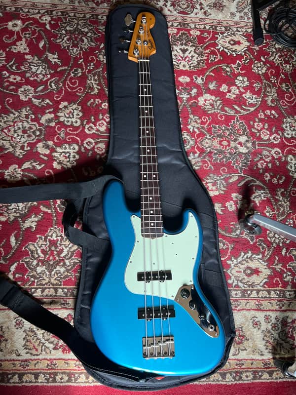 Fender Vintera II '60s Jazz Bass with Rosewood Fretboard 2023 - Present - Lake Placid Blue image 1