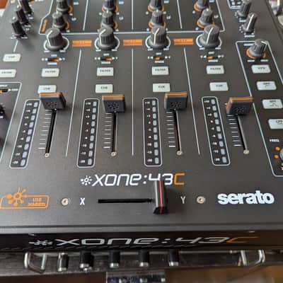 Allen & Heath XONE:43C 4+1 Mixer with Soundcard & Innofader image 3