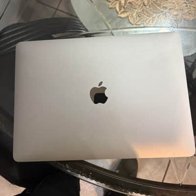 Apple MacBook Pro 2018 image 1