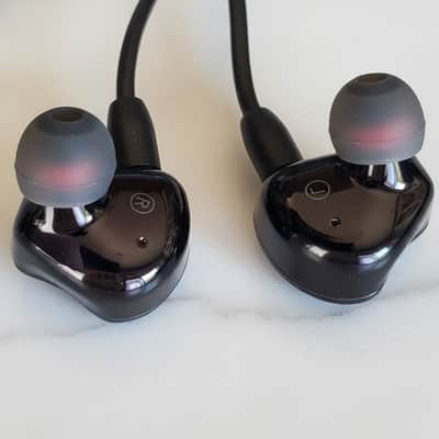 FCS-H3 Triple Driver Hybrid / In-Ear Monitor Earphones  / Black image 1