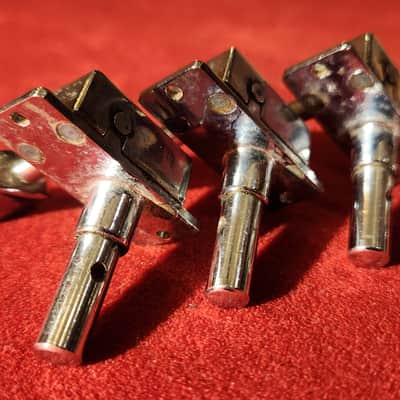 Vintage 1960s Grover Rickenbacker/Martin Slimline Tuners Chrome Missing 1 Treble-Side image 5