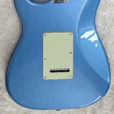 Fender American Professional Classic Stratocaster, Faded Lake Placid Blue w/Bag image 3