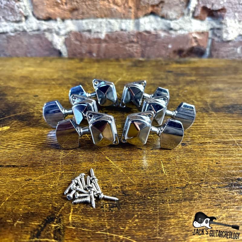 Economy Covered Gear Tuners