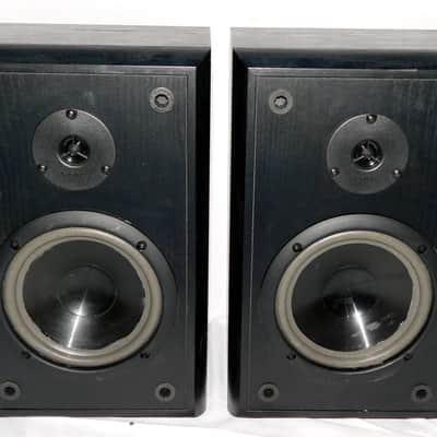 Infinity SS 2002 vintage stereo speakers with new foam image 1