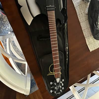 Cort Gene Simmons Kiss signature 6 string - Axe image 1