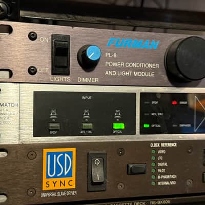 Behringer Ultramatch SRC2000 Sample rate convertor. imagen 4