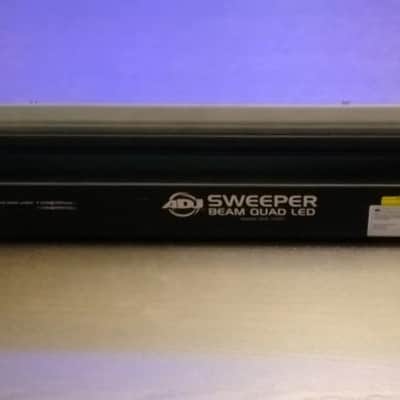 American DJ Sweeper Beam Quad LED image 2