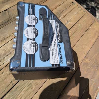 Acoustic B25C bass guitar amp, tilt back with built in fuzz/OD image 2