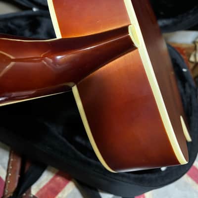 Gretsch G9555 New Yorker Archtop Guitar w Case image 10